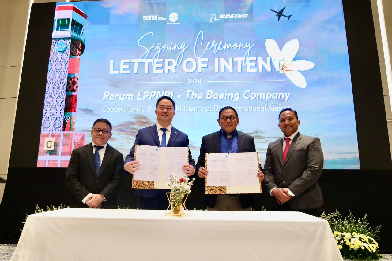 AirNav Indonesia dan Boeing Teken LoI Studi Optimasi Operasional Bandara I Gusti Ngurah Rai
